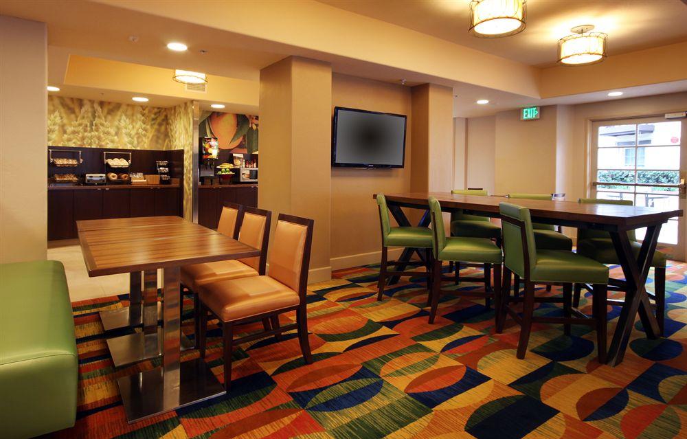 Fairfield Inn & Suites San Diego Old Town Zewnętrze zdjęcie