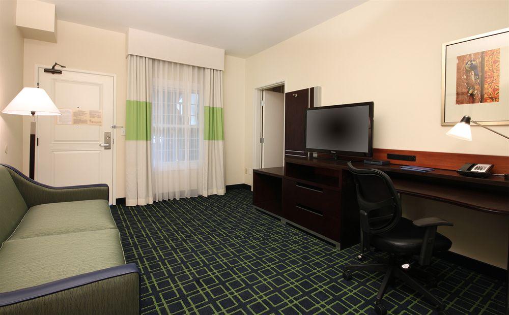 Fairfield Inn & Suites San Diego Old Town Zewnętrze zdjęcie